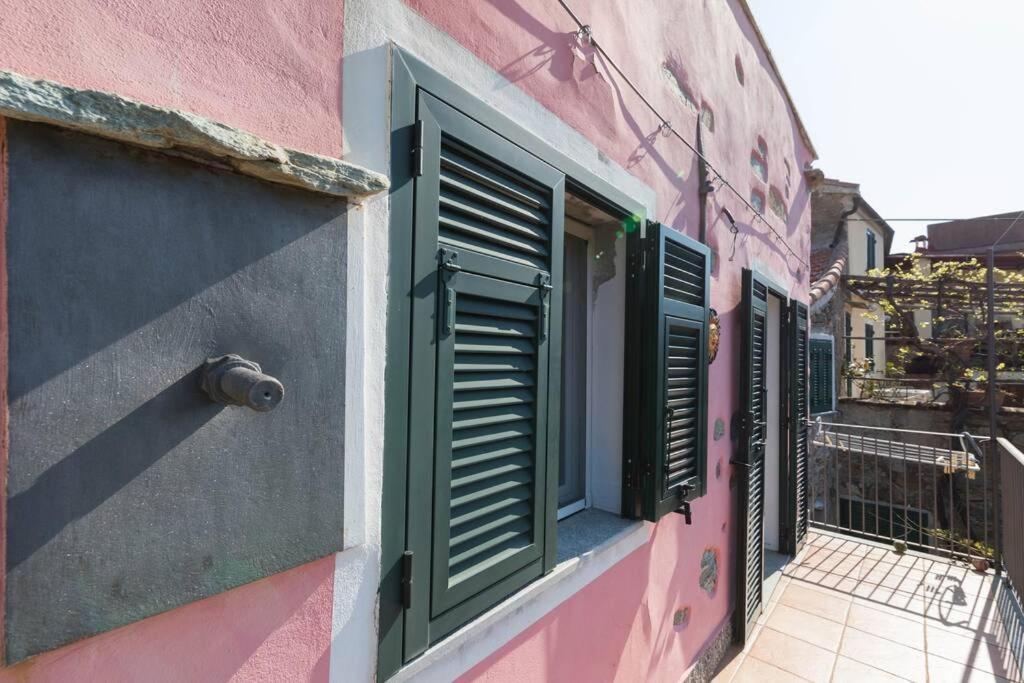 La Casa Di Sandra A Noli Villa Exterior foto