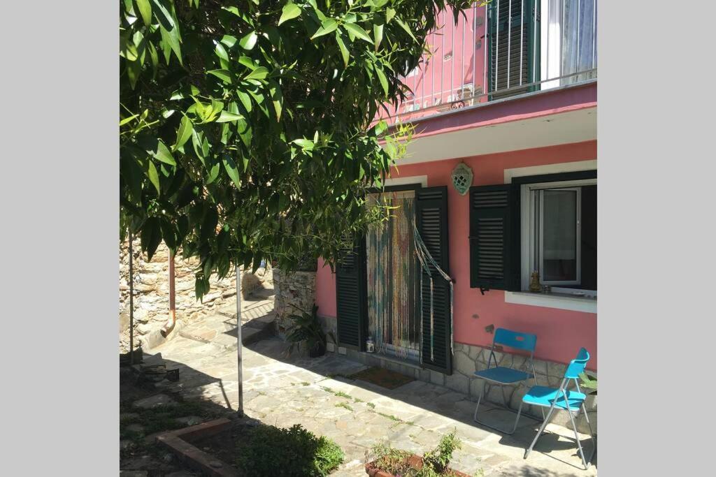 La Casa Di Sandra A Noli Villa Exterior foto