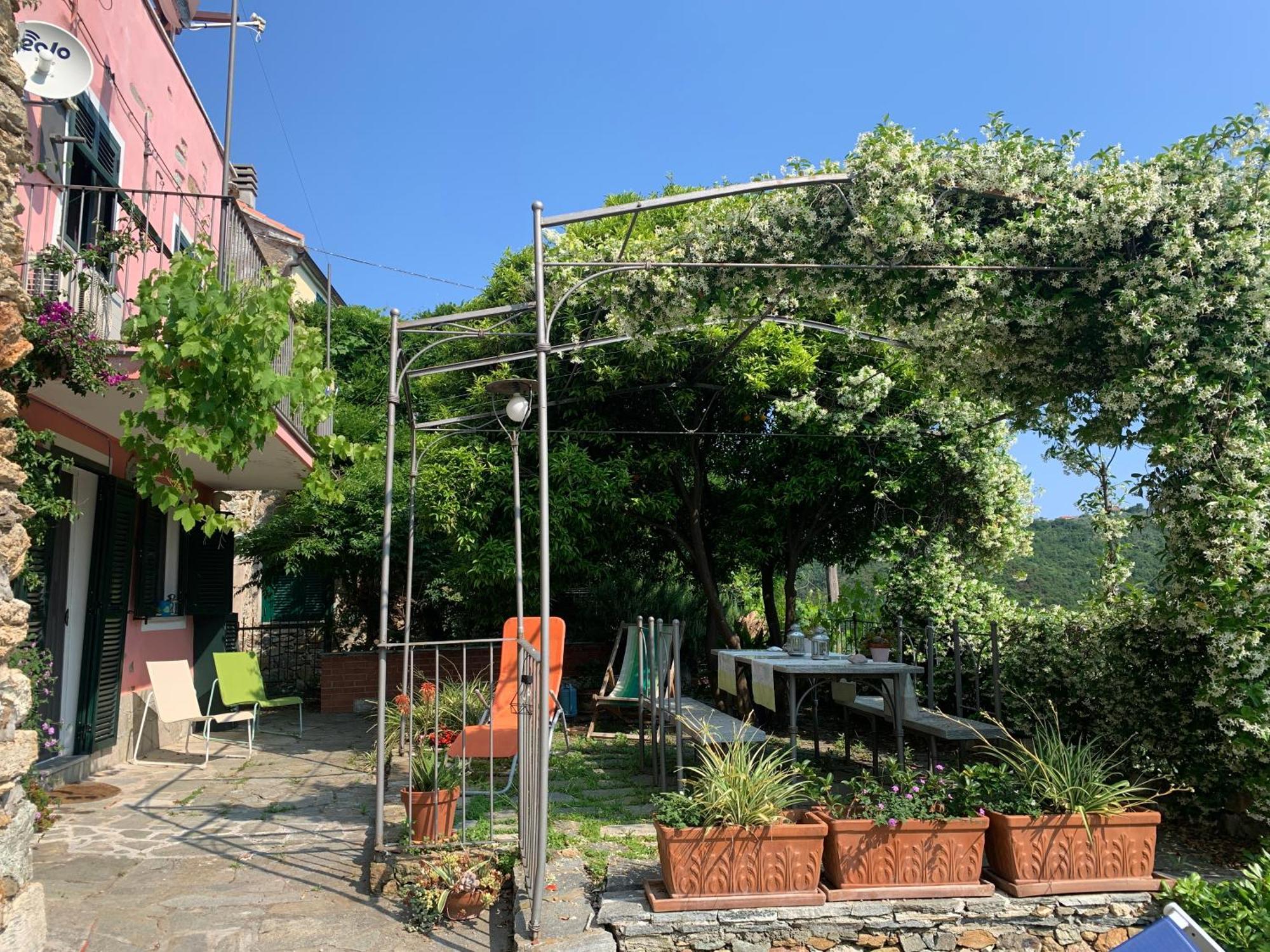 La Casa Di Sandra A Noli Villa Exterior foto